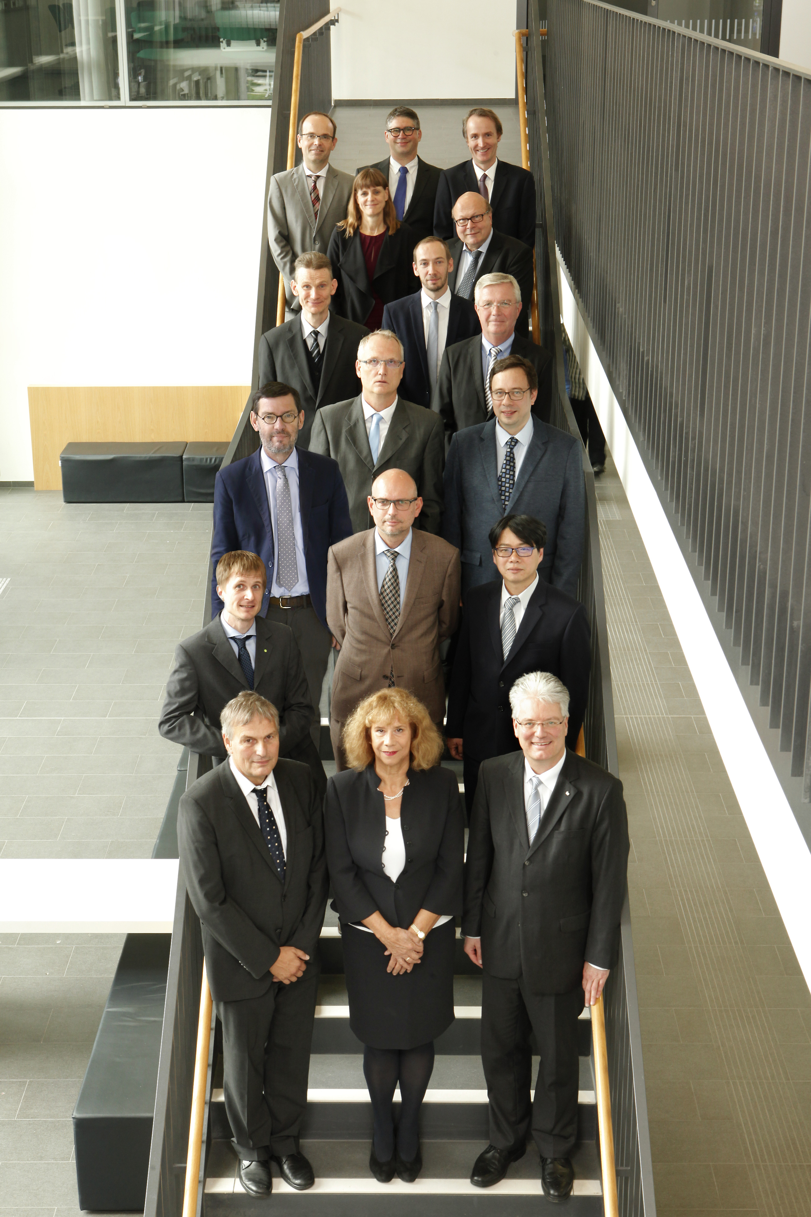 Group Photo of participating professors of the SFB876